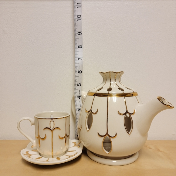 PartyLite Tea for Two Teapot Tealight Holder + Two Matching Cups & Saucers - Picture 5 of 6